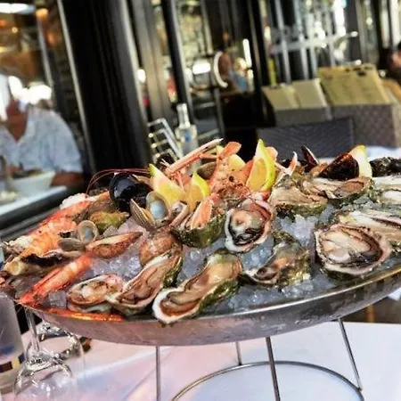 Daire Hublot Vue Port Le Tréport